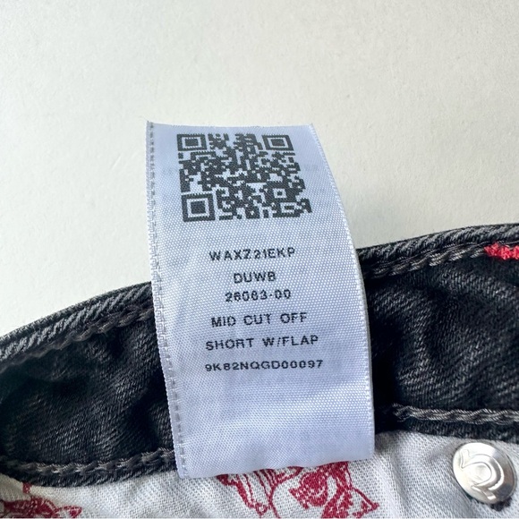 True Religion Mid Cut Off Denim Distressed Shorts - Picture 6 of 9